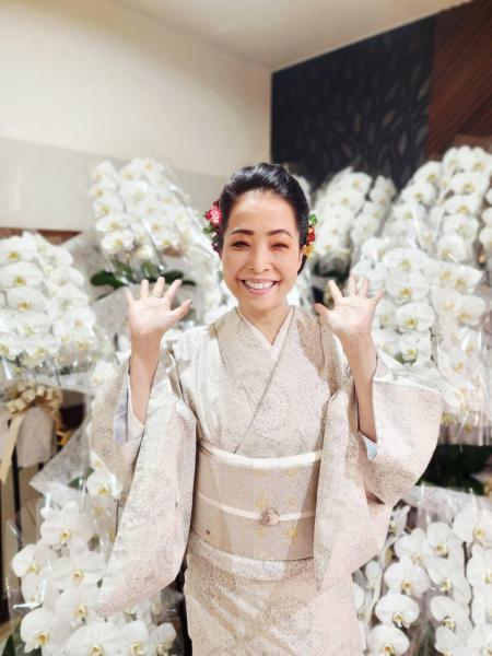 THE BLUE VELVET (ザ・ブルーベルベット)