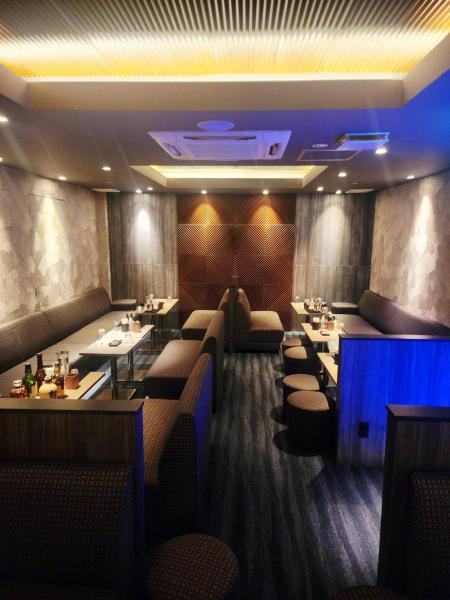 THE BLUE VELVET (ザ・ブルーベルベット)